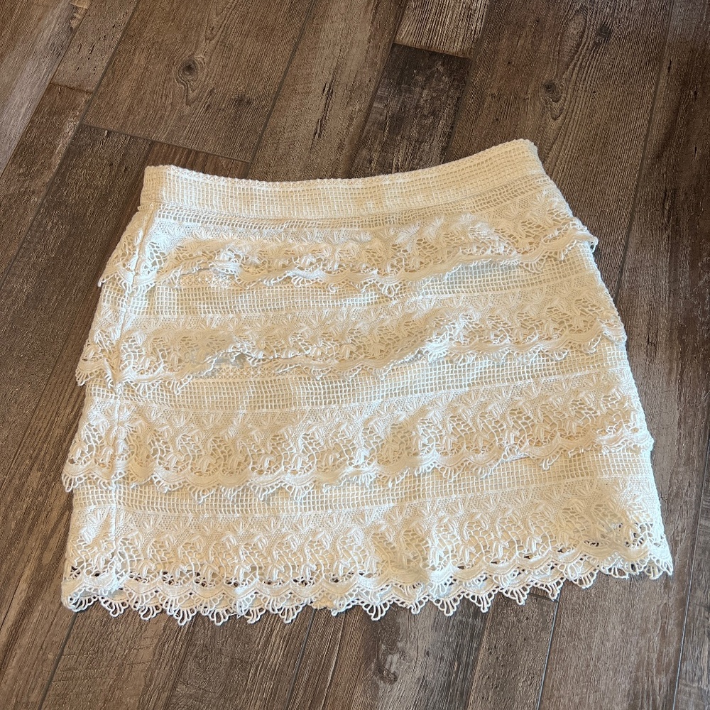 Women’s size 6 skirt